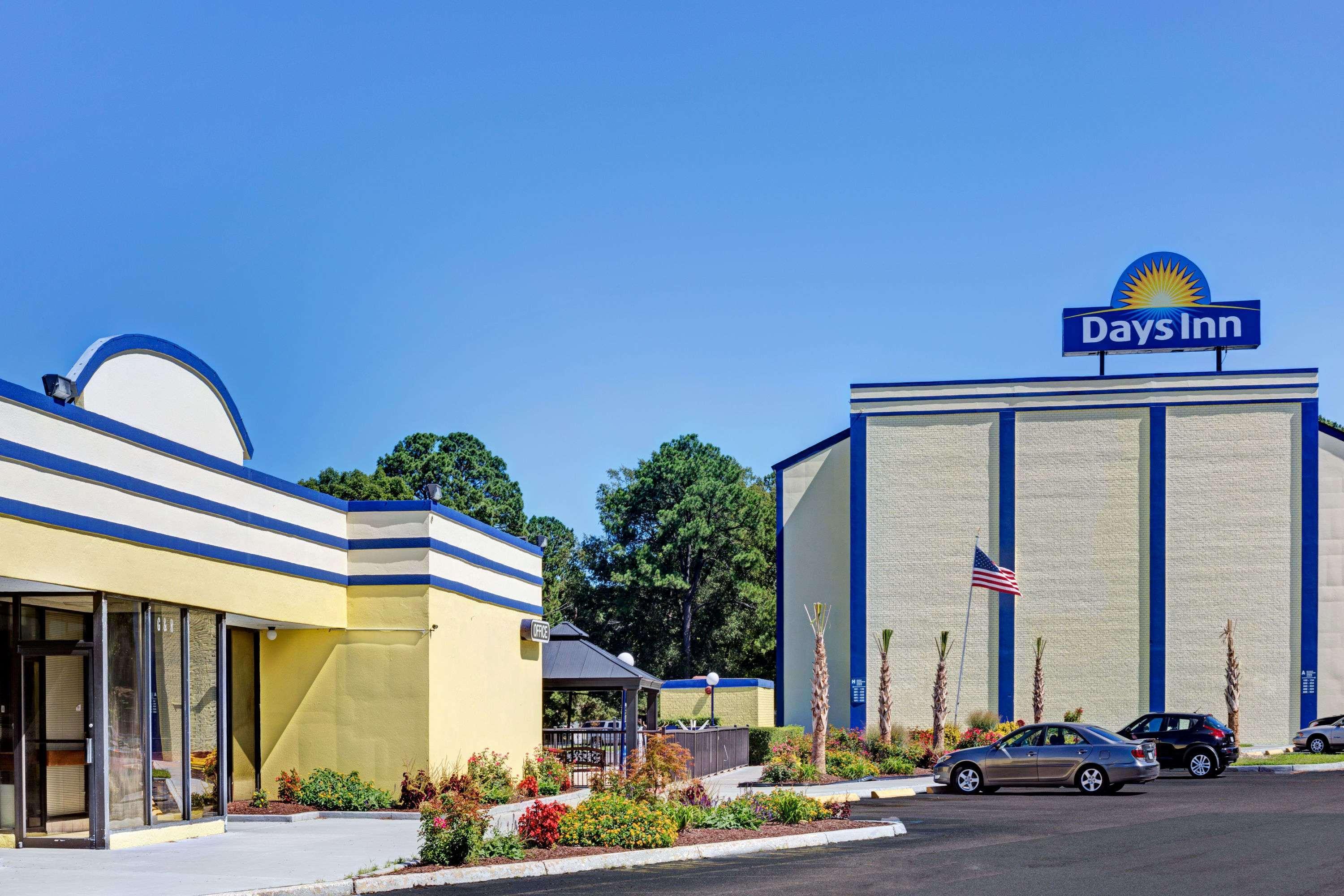 Days Inn By Wyndham Norfolk Military Circle Kültér fotó